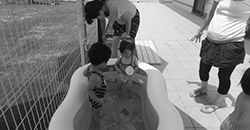 託児スタッフ